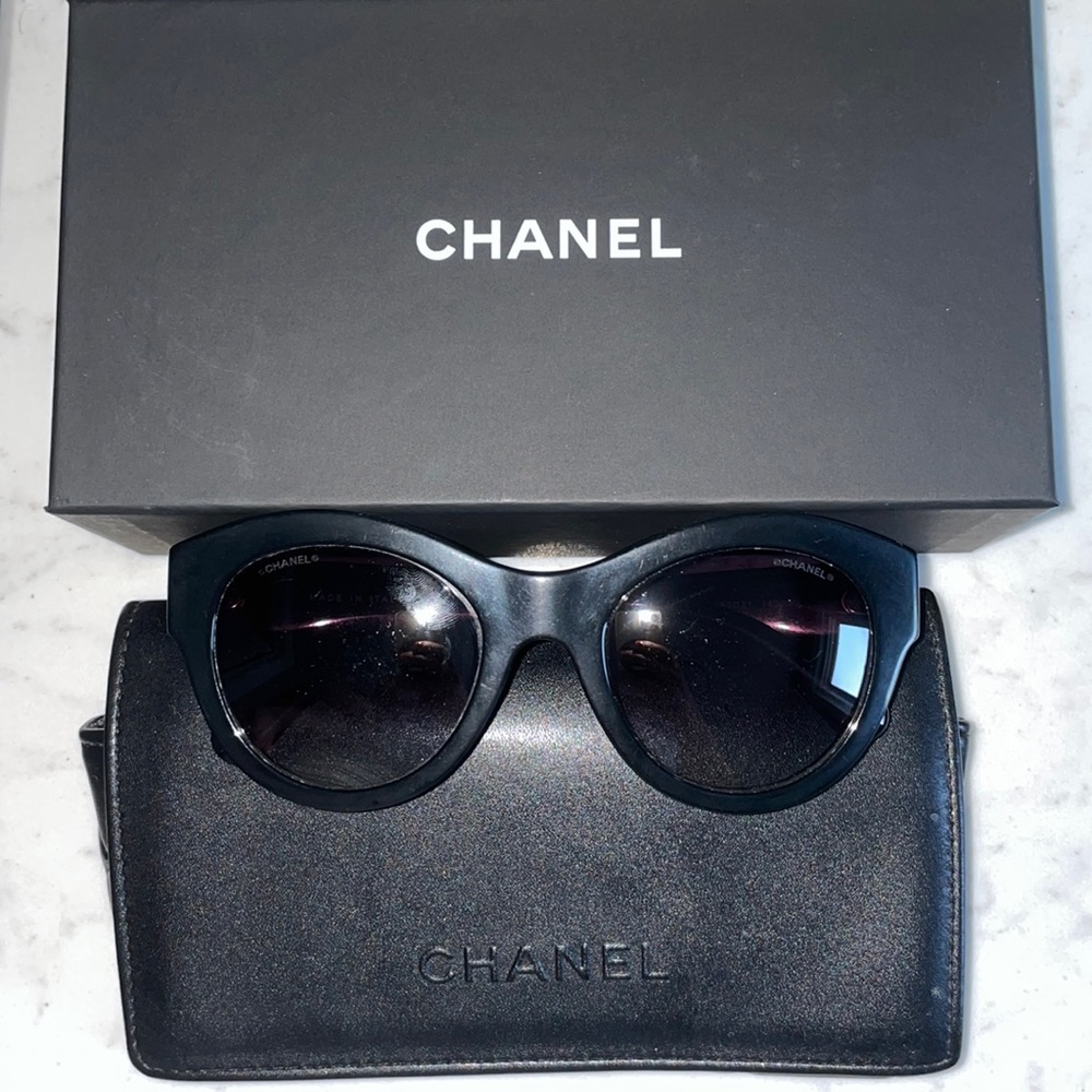 Chanel black polarized sunglasses